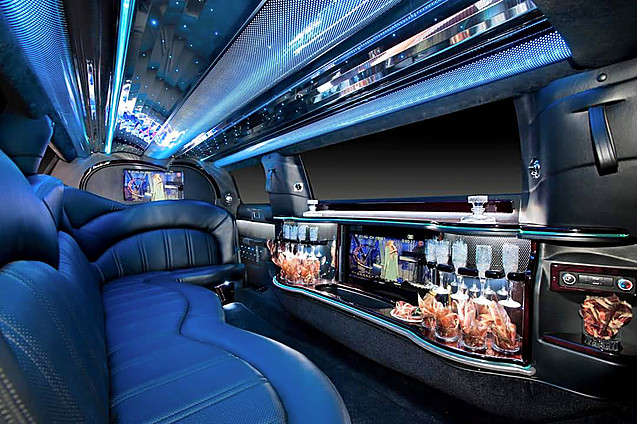 Stretch Limousine - Up to 10 Passengers